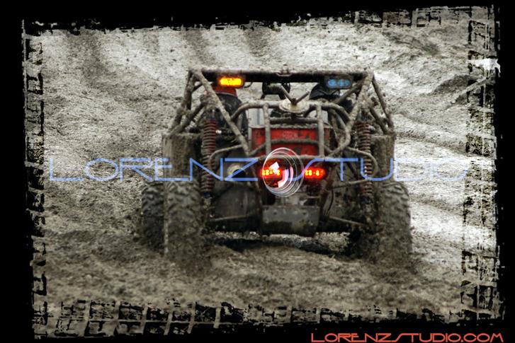 DSCOO900utvs.jpg